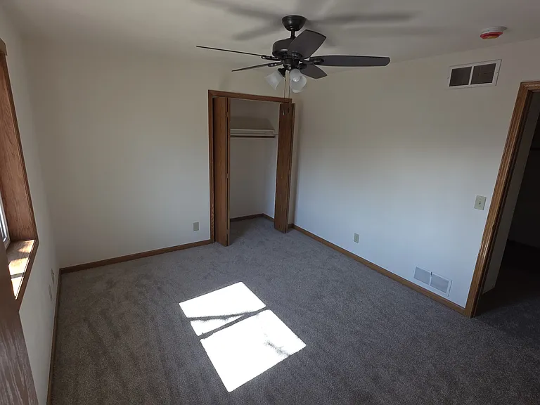 19 Fordem Ct #19 — Photo 1