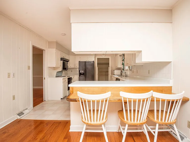 3924 Arline Dr — Photo 18