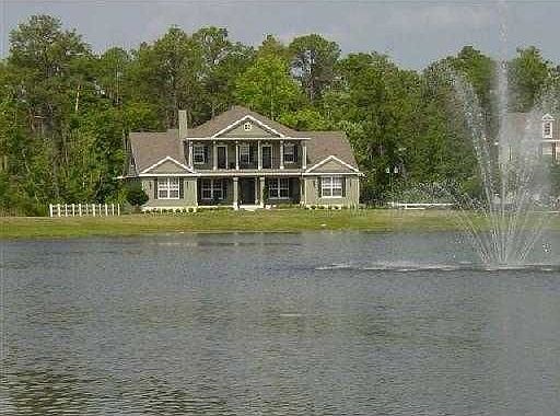 1st image of 133 Avery Lake Dr