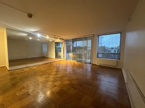 60 Babcock St APT 45, Brookline, MA 02446