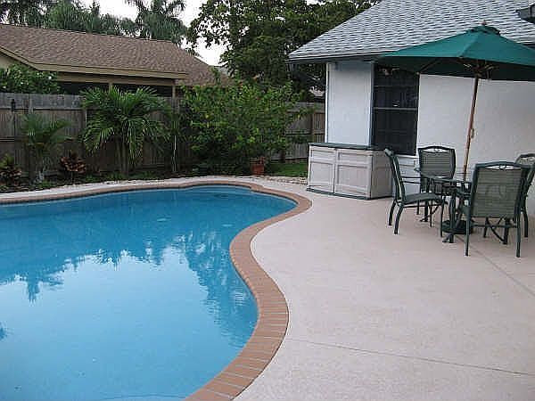 Private pool 