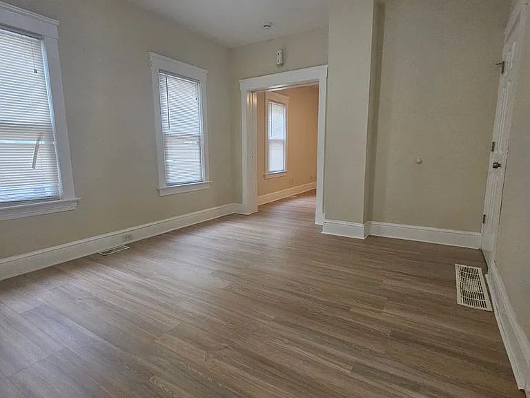 3643 W 47th St — Photo 6