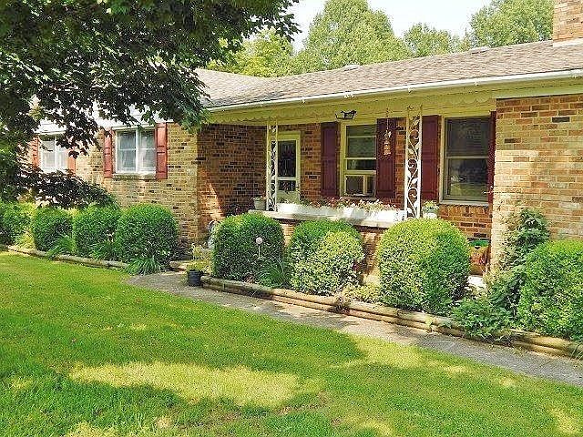 1st image of 4790 Bottom Ln