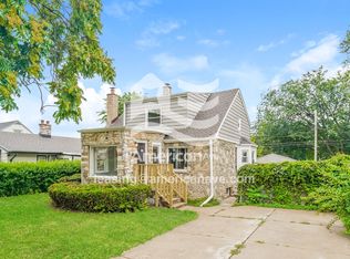 5920 N 68th St, Milwaukee, WI 53218