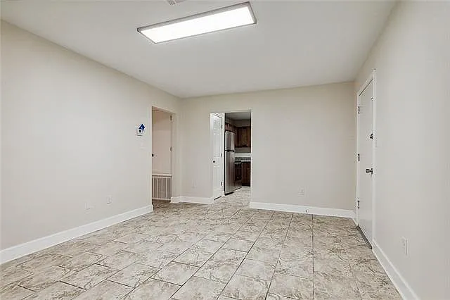 2 bed, 1.0 bath, 840 sqft, $1,150 — Photo 2