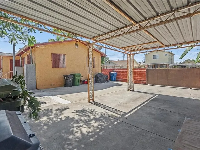 3825 Cimarron St — Photo 10
