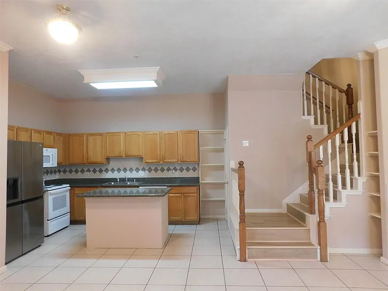 2710 Grants Lake Blvd #J2 — Photo 24