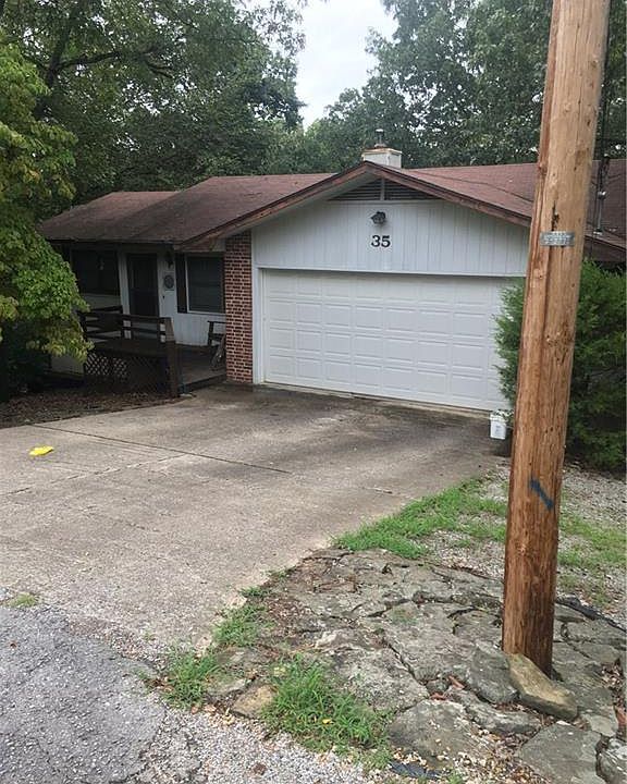 1st image of 35 Dunsford Dr