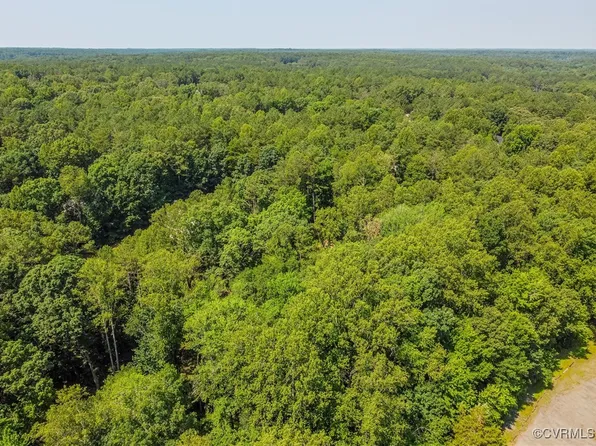 3169 Lees Landing Rd, Powhatan, VA 23139