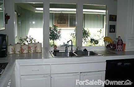 3rd image of 203 W Sierra Cir