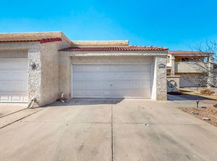 556 Eastlake Dr SE, Rio Rancho, NM 87124