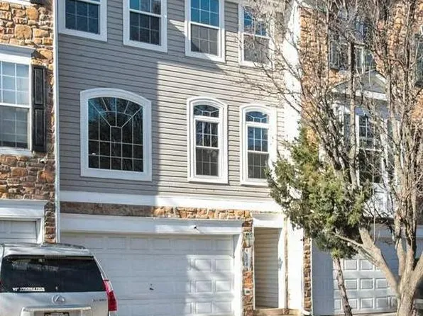 43686 Phelps Ter, Ashburn, VA 20147