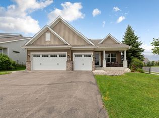 601 Stonegate Cir, Waconia, MN 55387