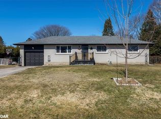 235 McGeorge Ave, Essa, ON L0M1B0