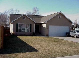 808 N 27th Ave, Yakima, WA 98902