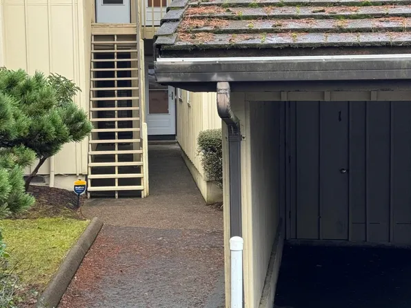 2335 NW Inlet Ave #1, Lincoln City, OR 97367