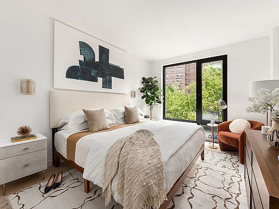 4th image of 181 E 101st St #Penthouse 3