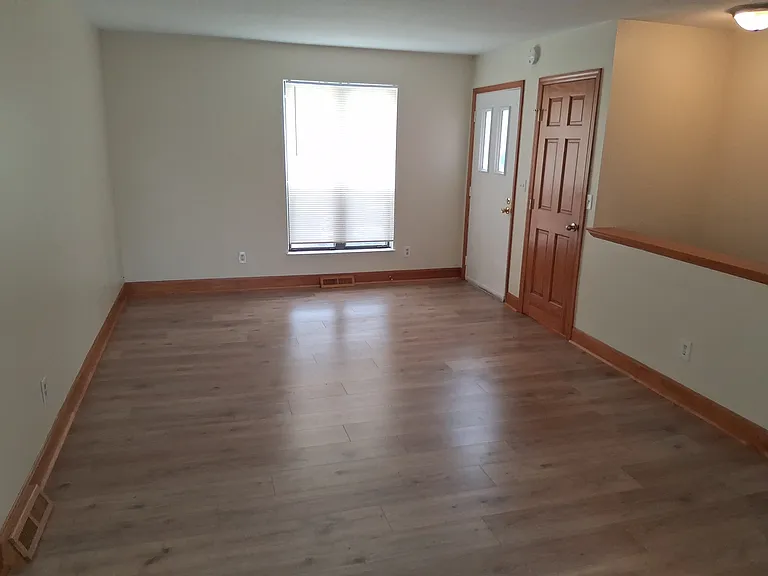 5026 Gary Ln #2 — Photo 8