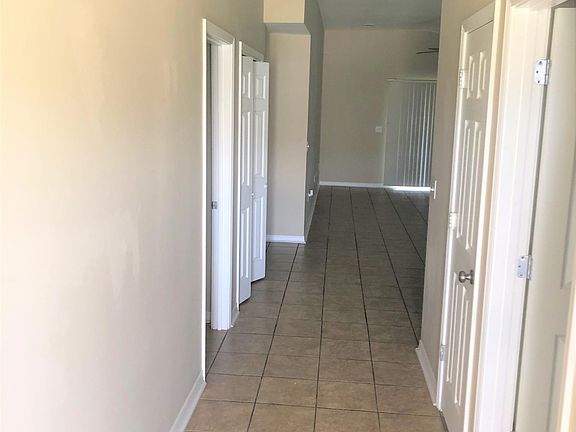 4th image of 13318 Willow Oak Cir