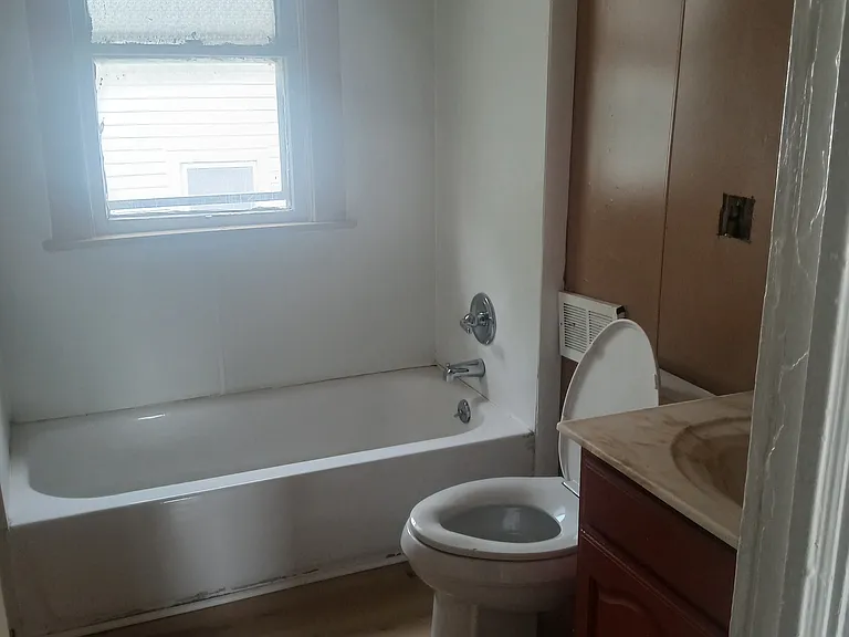 12406 Kinsman Rd #2 — Photo 3