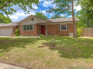 5621 S 75th East Pl, Tulsa, OK 74145