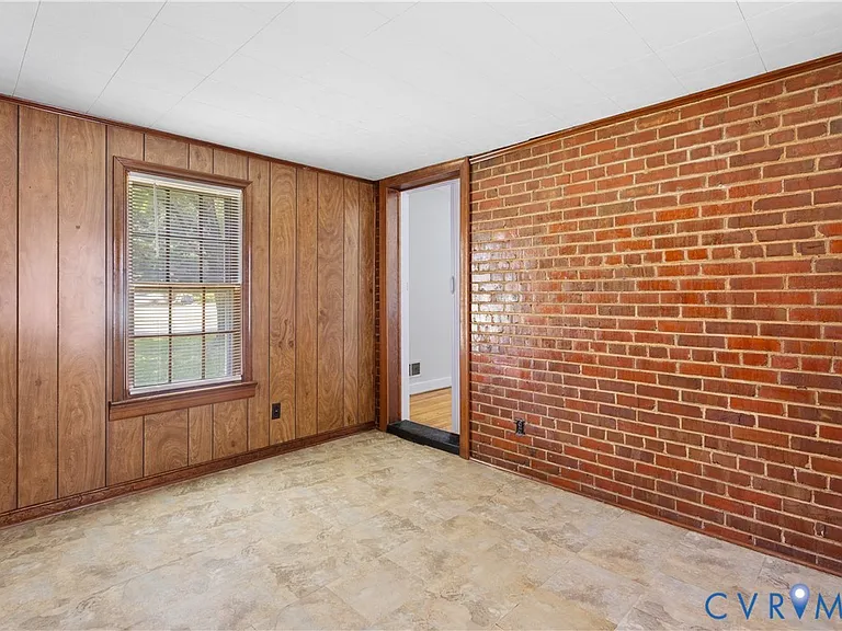 6414 Monument Ave — Photo 9