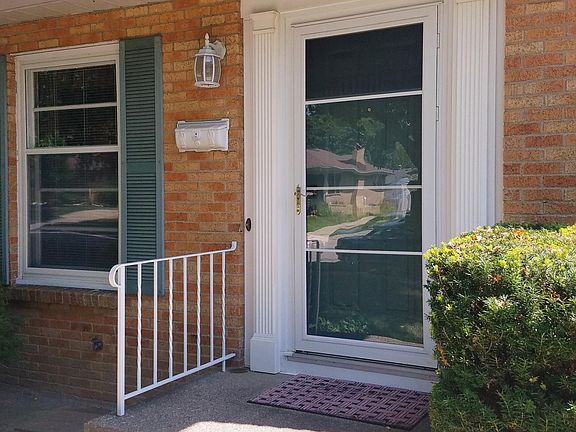 3rd image of 84 Westmont Dr NW