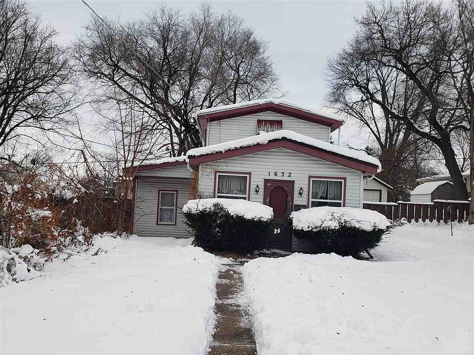 1st image of 1632 Oakes Ave
