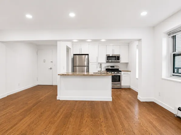 2205 N Central Rd APT 3C, Fort Lee, NJ 07024