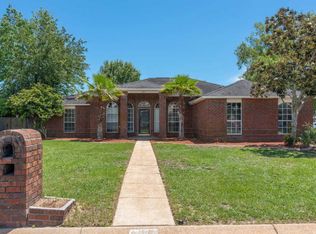 7203 Zoe Cir, Navarre, FL 32566
