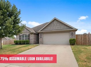 402 W Laurel Ave, Rogers, AR 72758