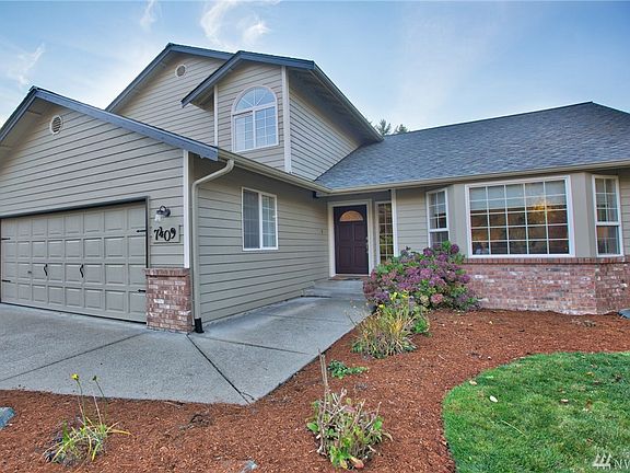 3rd image of 7409 Henderson Ct SE