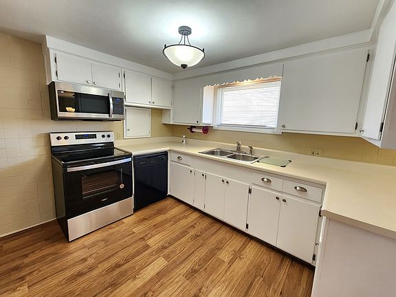 5th image of 425 Osman St