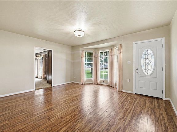 4th image of 7966 Viterbo Rd