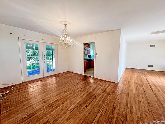 5th image of 111 el cerrito