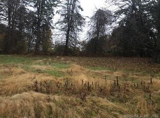 20 North St, Windsor Locks, CT 06096