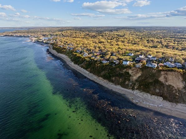 51 Shore Dr, Plymouth, MA 02360