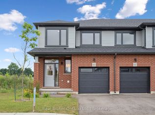 60 Ayr Meadows Cres, North Dumfries, ON N0B 1E0