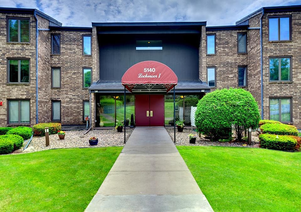 1st image of 5140 W 102nd St APT 317