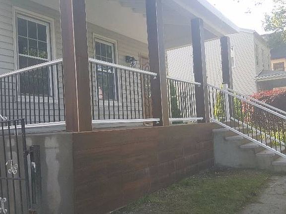 3rd image of 624 S 8th Ave