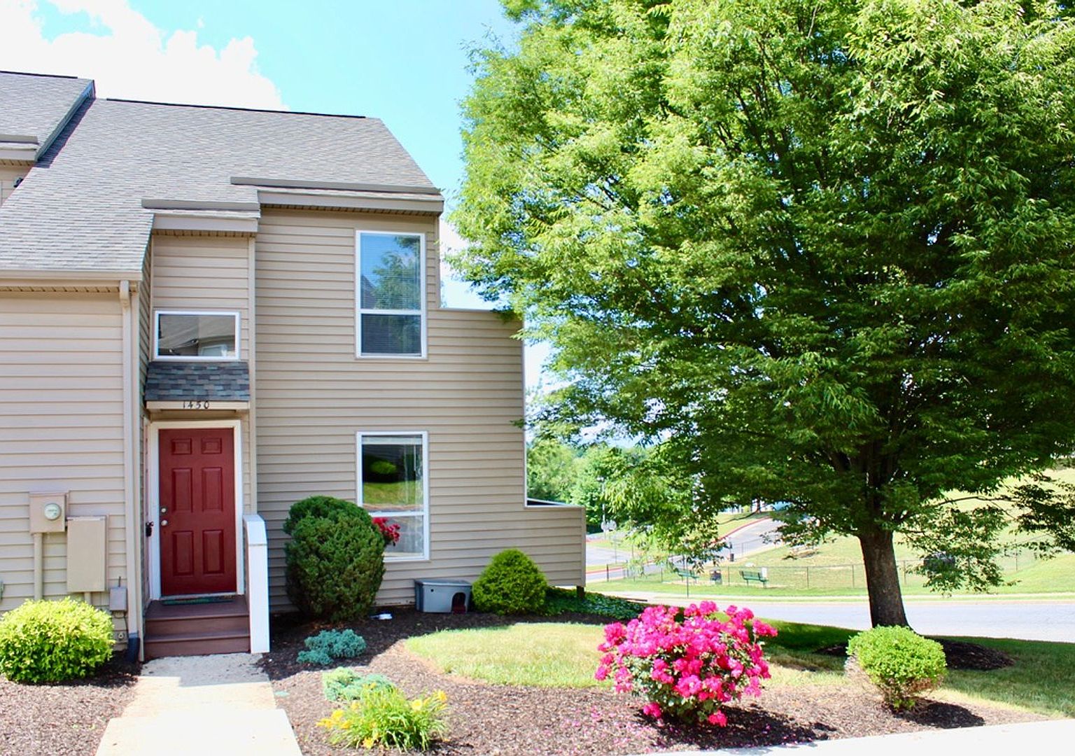 1450 Bradley Dr 4 br / 2.0 ba, 500, Harrisonburg, VA 22801 Zillow