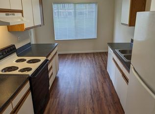 1765 SW Tamarack St APT 12, McMinnville, OR