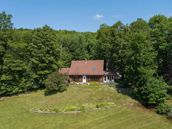 1383 Shadow Lake Road, Waterford, VT 05819-9482