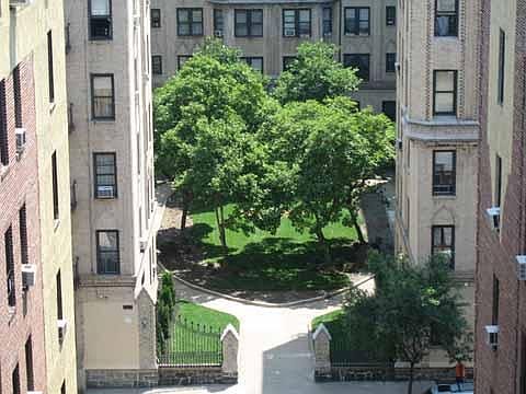 2nd image of 2162 Barnes Ave APT 327