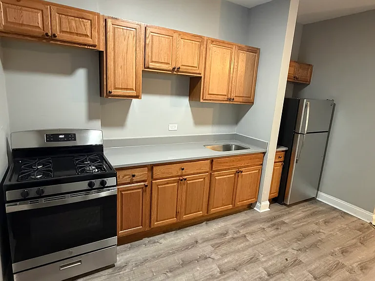 6930 S Wabash Ave #1 — Photo 1