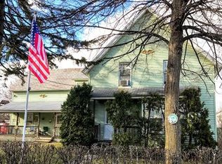 48 Bemis Rd, Fitchburg, MA 01420