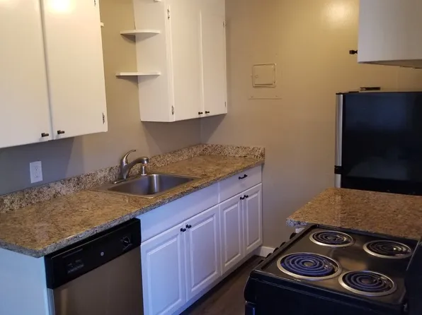 Tenon51st - Laurel Court, 1532 NW 51st St APT 3, Seattle, WA 98107
