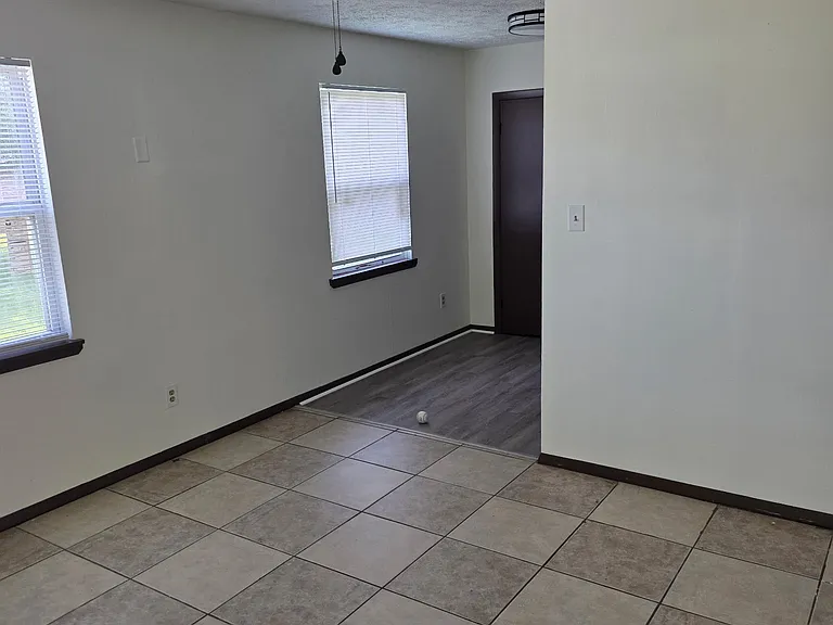 2630 Hyde Ave #B — Photo 11