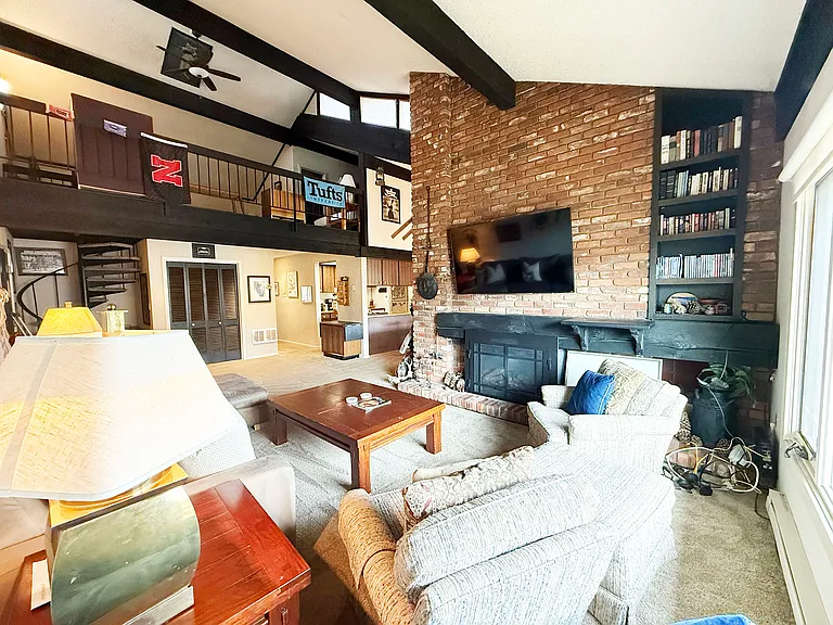 2080 Trollhaugen Ct #310 — Photo 3