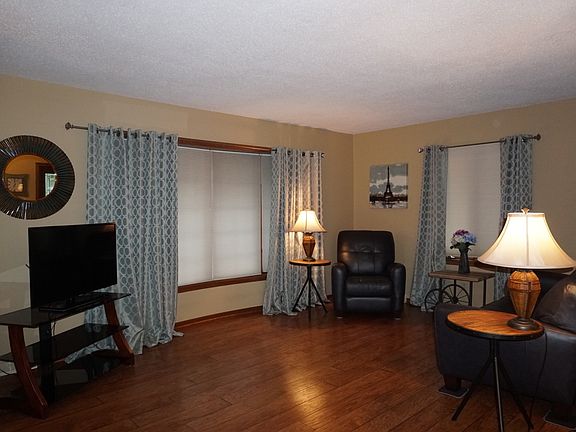 Main - Living Room